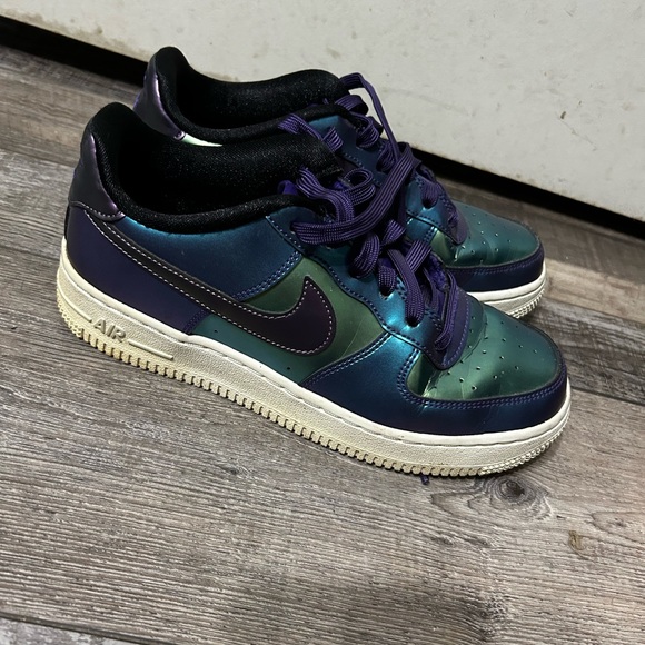 Nike Air Force 1’s Low dunk Iridescent purple, blue & green sneakers - Picture 7 of 10